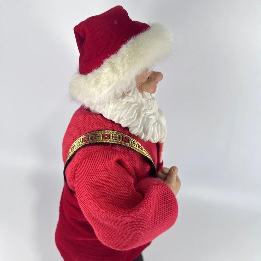 VTG 1998 Jingle Bell Rock Santa Dancing‎ Musical Figure 16